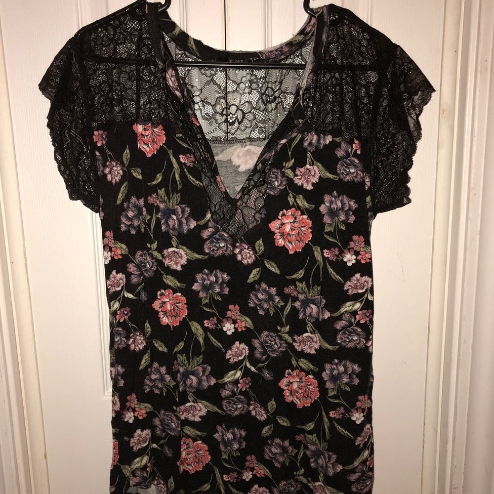 Floral BKE shirt